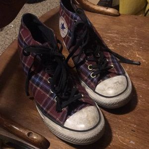 Plaid wedge converse sneakers (Size 8)